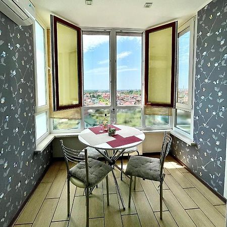 Уютная Квартира С Видом На Море Riviera City Lägenhet Fontanka Exteriör bild