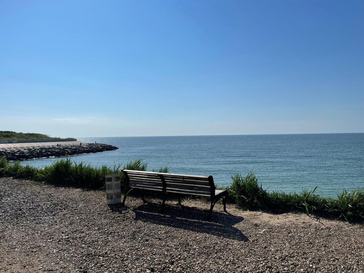 Уютная Квартира С Видом На Море Riviera City Lägenhet Fontanka Exteriör bild